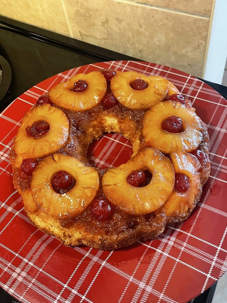 Pineapple upside-down bundt cake